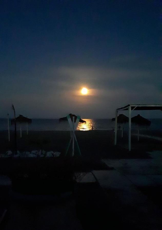 Lido Beachfront Torremolinos Dış mekan fotoğraf